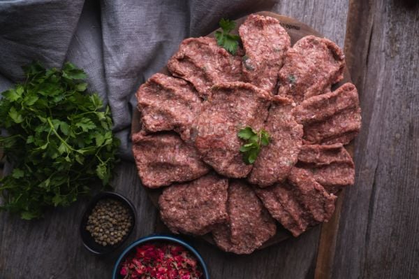 Dana Kasap Köfte Kg